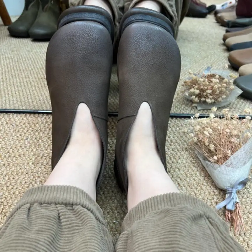 Careaymade-женские ботильоны большого размера из натуральной кожи, удобные повседневные классные ботинки, зимняя плюшевая теплая повседневная обувь Fltas
Careaymade-женские ботильоны большого размера из натуральной кожи, удобные повседневные классные ботинки, зимняя плюшевая теплая повседневная обувь Fltas