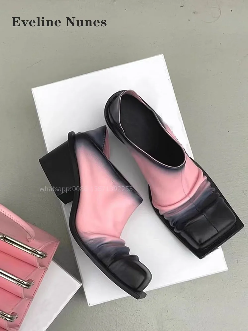 Pleated Gradient Square Toe Pumps Square Heel Splicing Mixed Colors Slip On Women Shoes Shallow Sweet Newest Shoes Spring Casual
Pleated Gradient Square Toe Pumps Square Heel Splicing Mixed Colors Slip On Women Shoes Shallow Sweet Newest Shoes Spring Casual