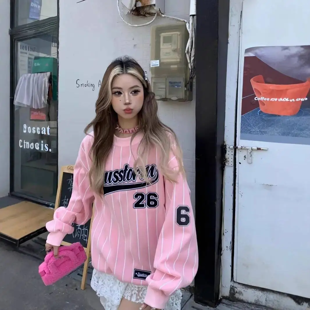 Spring Autumn Loose Letter Print Sweatshirt Jersey Round Neck Long Sleeve Versatile Baseball Jacket Trendy Top
Spring Autumn Loose Letter Print Sweatshirt Jersey Round Neck Long Sleeve Versatile Baseball Jacket Trendy Top