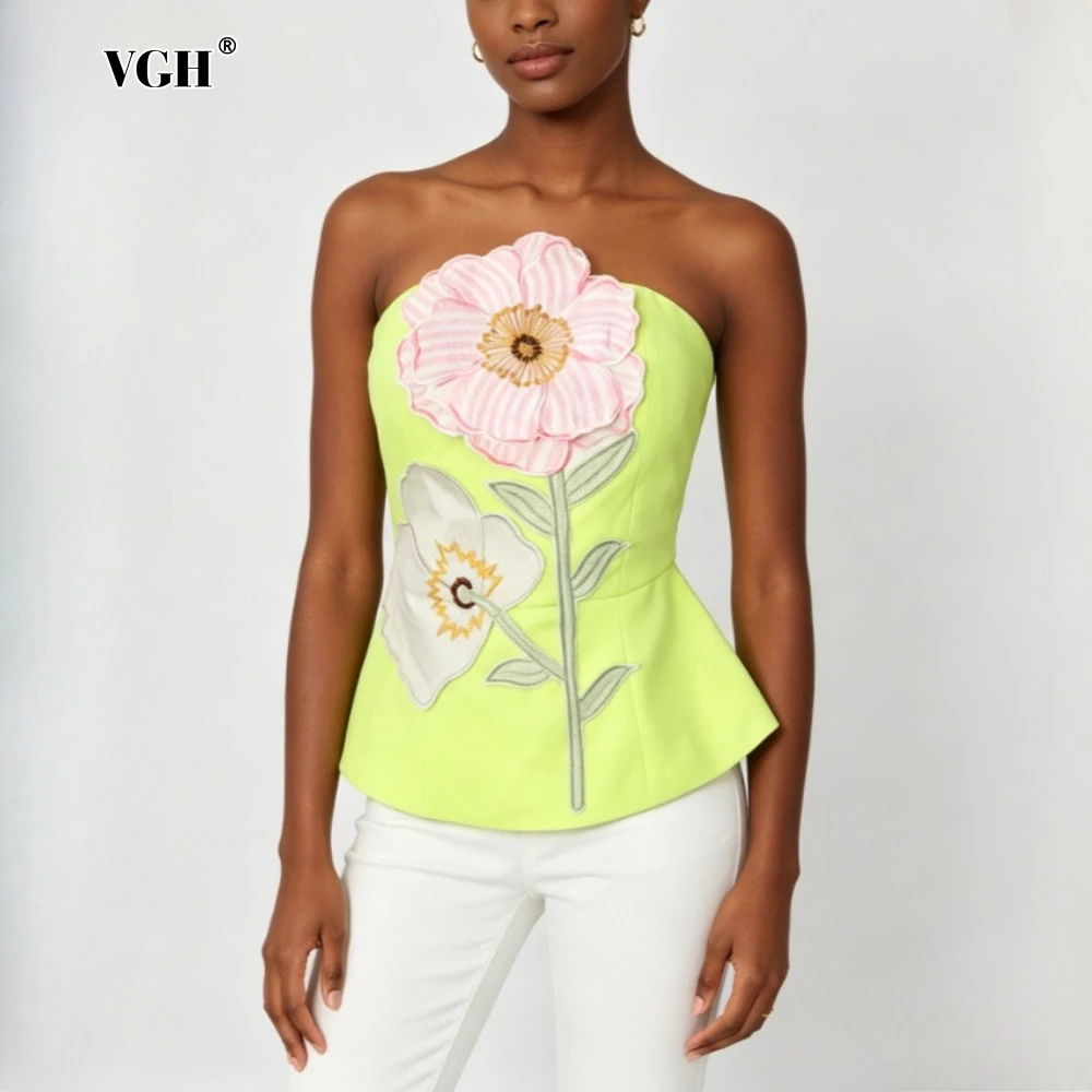 VGH Solid Loose Spliced Embroidery Chic Vests for Women Strapless Sleeveless French Design Vest Female Summer Fashion Style New
VGH Solid Loose Spliced Embroidery Chic Vests for Women Strapless Sleeveless French Design Vest Female Summer Fashion Style New