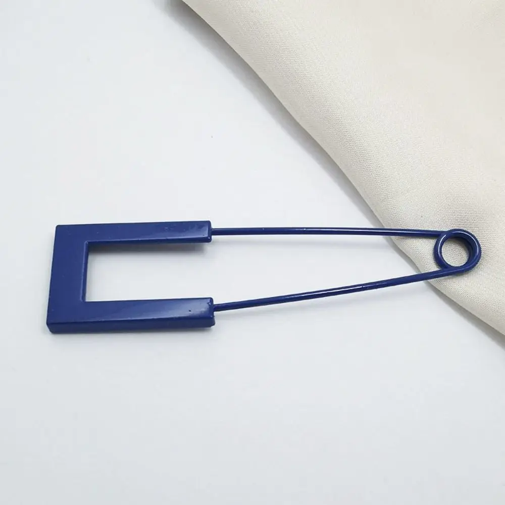 Elegant Korean Style Fluorescent Pin Clothing Accessories Silk Scarf Buckle Corsage Brooch Waist Buckle Sweater Pants Pin Women
Elegant Korean Style Fluorescent Pin Clothing Accessories Silk Scarf Buckle Corsage Brooch Waist Buckle Sweater Pants Pin Women