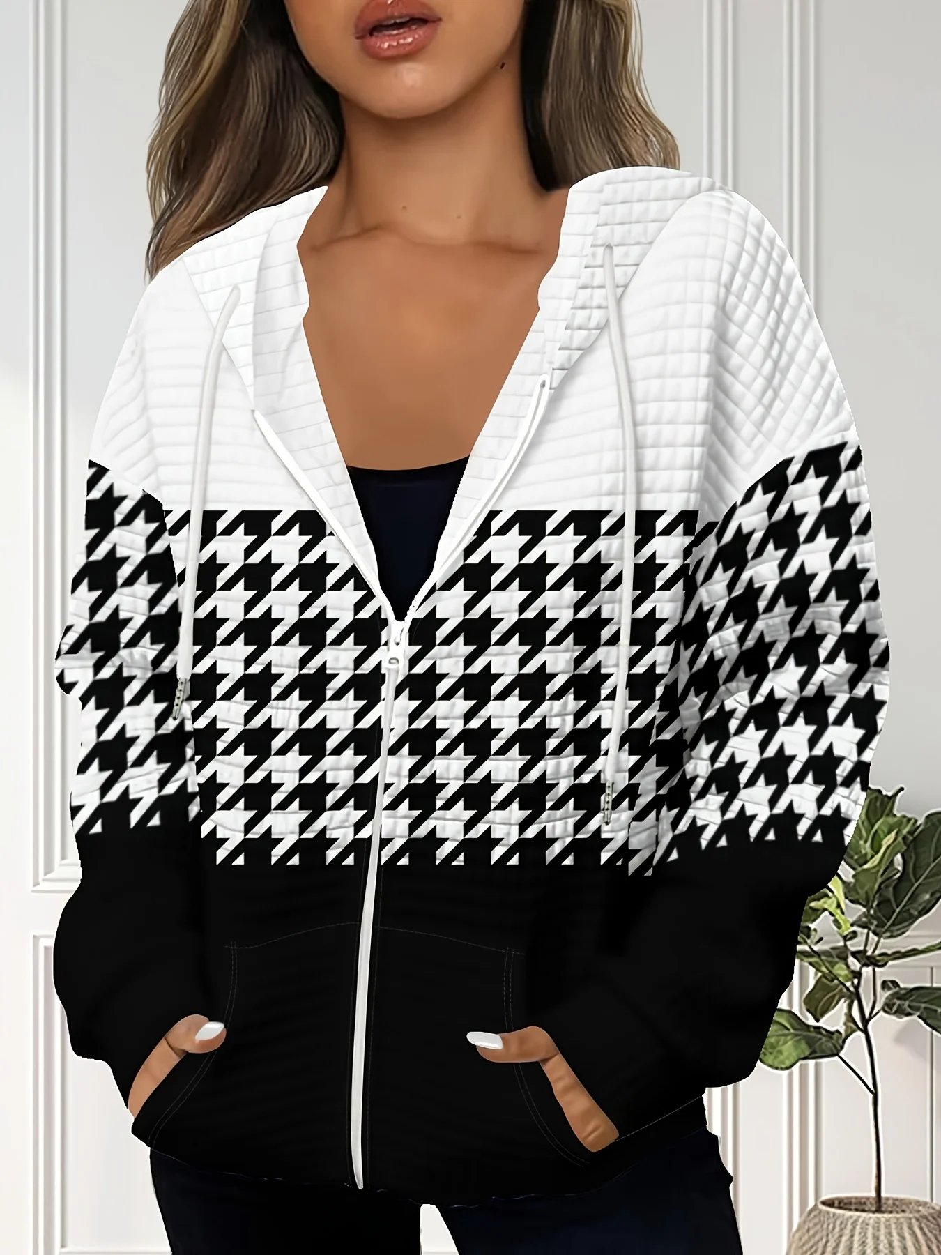 Printed Design Spring and Autumn Casual style Houndstooth Pattern Print Design zipper hooded jacket
Printed Design Spring and Autumn Casual style Houndstooth Pattern Print Design zipper hooded jacket