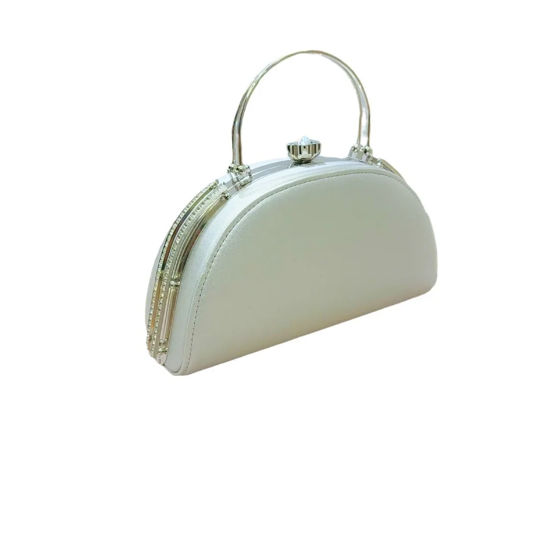 Женская сумка для банкета знаменитостей, вечерняя сумка для бара, на одно плечо, косая сумка для ужина, легкий роскошный стиль, вечерний клатч
Женская сумка для банкета знаменитостей, вечерняя сумка для бара, на одно плечо, косая сумка для ужина, легкий роскошный стиль, вечерний клатч