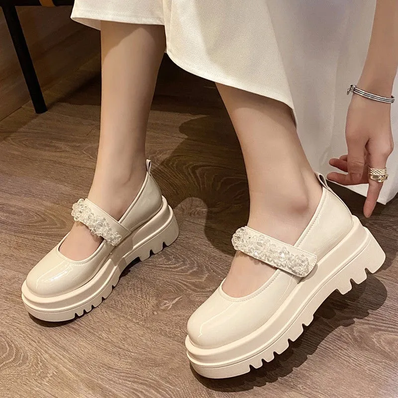 Mary Jane Women Shoes Leather Rhinestone 2022 New Spring Summer Loafers LadiesThick Heel Platform Wedge Girl Shoes Big Size 43
Mary Jane Women Shoes Leather Rhinestone 2022 New Spring Summer Loafers LadiesThick Heel Platform Wedge Girl Shoes Big Size 43