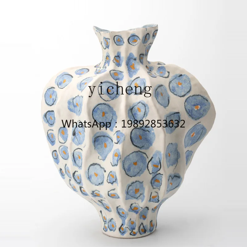 BJ star point ceramic vase desktop home soft decoration flower arrangement decoration
BJ star point ceramic vase desktop home soft decoration flower arrangement decoration