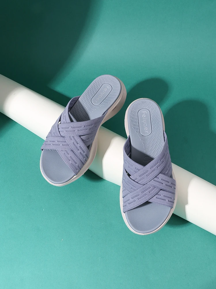 Brand Designer Elegant Supper light Summer Womens Sandals Soft Bottom External Wear Non slip tiring Beach Vacation Slippers
Brand Designer Elegant Supper light Summer Womens Sandals Soft Bottom External Wear Non slip tiring Beach Vacation Slippers