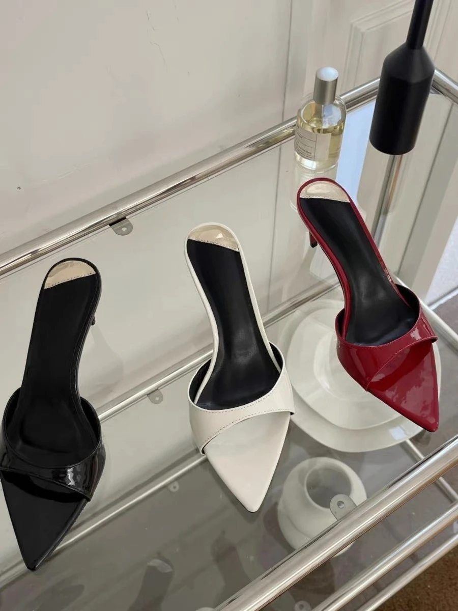 High Heel Slippers 2025 Korean Edition Summer Model Custom Style Pointed Black Straight Strap Thin Heel Cool Dragging Women's Sh 
High Heel Slippers 2025 Korean Edition Summer Model Custom Style Pointed Black Straight Strap Thin Heel Cool Dragging Women's Sh
