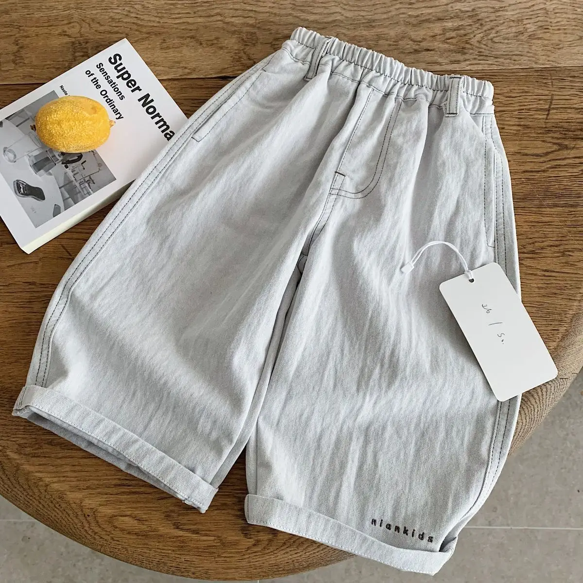 Children's pants Spring and Autumn new style boys' solid color straight leg casual pants wide leg pants
Children's pants Spring and Autumn new style boys' solid color straight leg casual pants wide leg pants