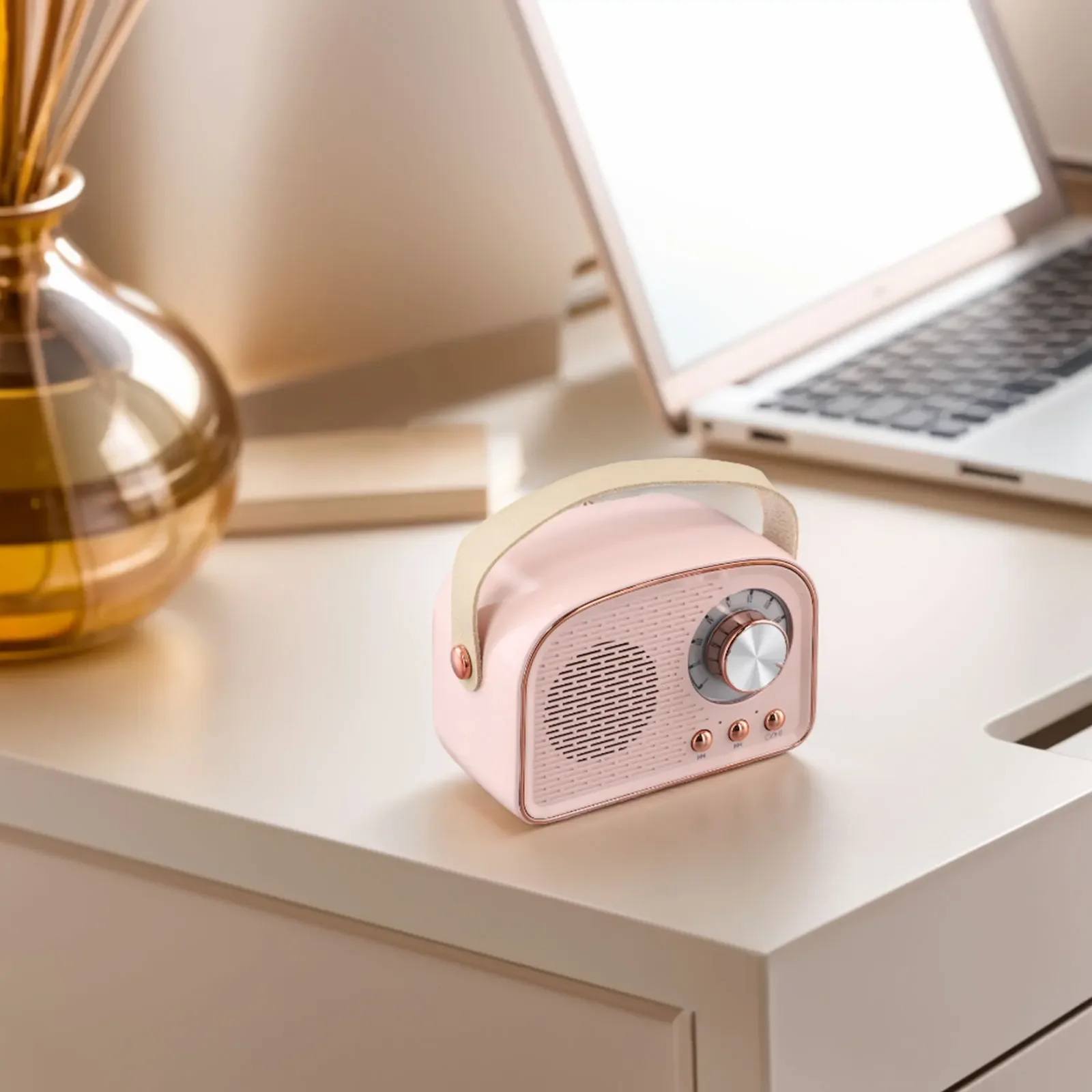 Speakers Retro Speaker Wireless Speaker Speaker Bluetooth-compatible 5.0 Plastic Retro Design 3.5mm Cable Input Modes
Speakers Retro Speaker Wireless Speaker Speaker Bluetooth-compatible 5.0 Plastic Retro Design 3.5mm Cable Input Modes