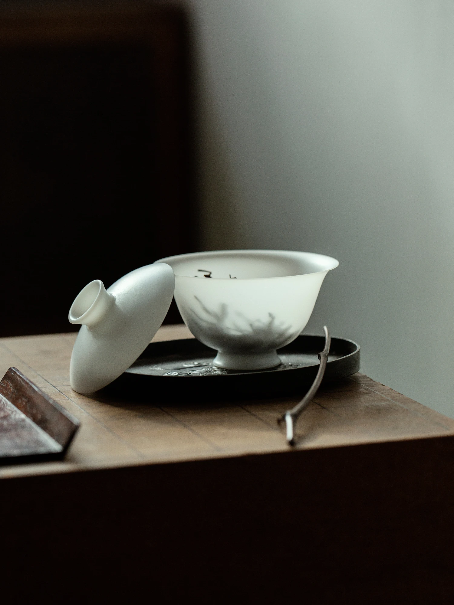 Ultra-Thin White Porcelain Tea Bowl Lid Bowl Handmade Non-Scalding Pure Handwork Tea Set Ice Jade Porcelain Lightweight
Ultra-Thin White Porcelain Tea Bowl Lid Bowl Handmade Non-Scalding Pure Handwork Tea Set Ice Jade Porcelain Lightweight