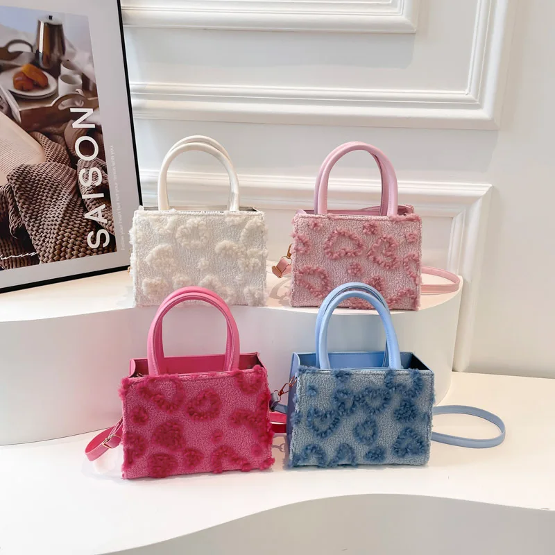 Новинка 2025, летняя стильная ручная сумка для женщин, кошелек через плечо, модная сумка в подарок
Новинка 2025, летняя стильная ручная сумка для женщин, кошелек через плечо, модная сумка в подарок