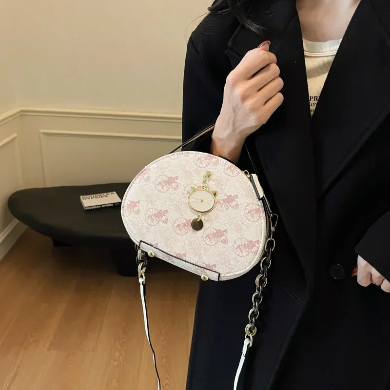 2025 New Niche Cute Small Round Bag - Textured Design, Fashion Versatile, Shoulder/Messenger/Handheld
2025 New Niche Cute Small Round Bag - Textured Design, Fashion Versatile, Shoulder/Messenger/Handheld