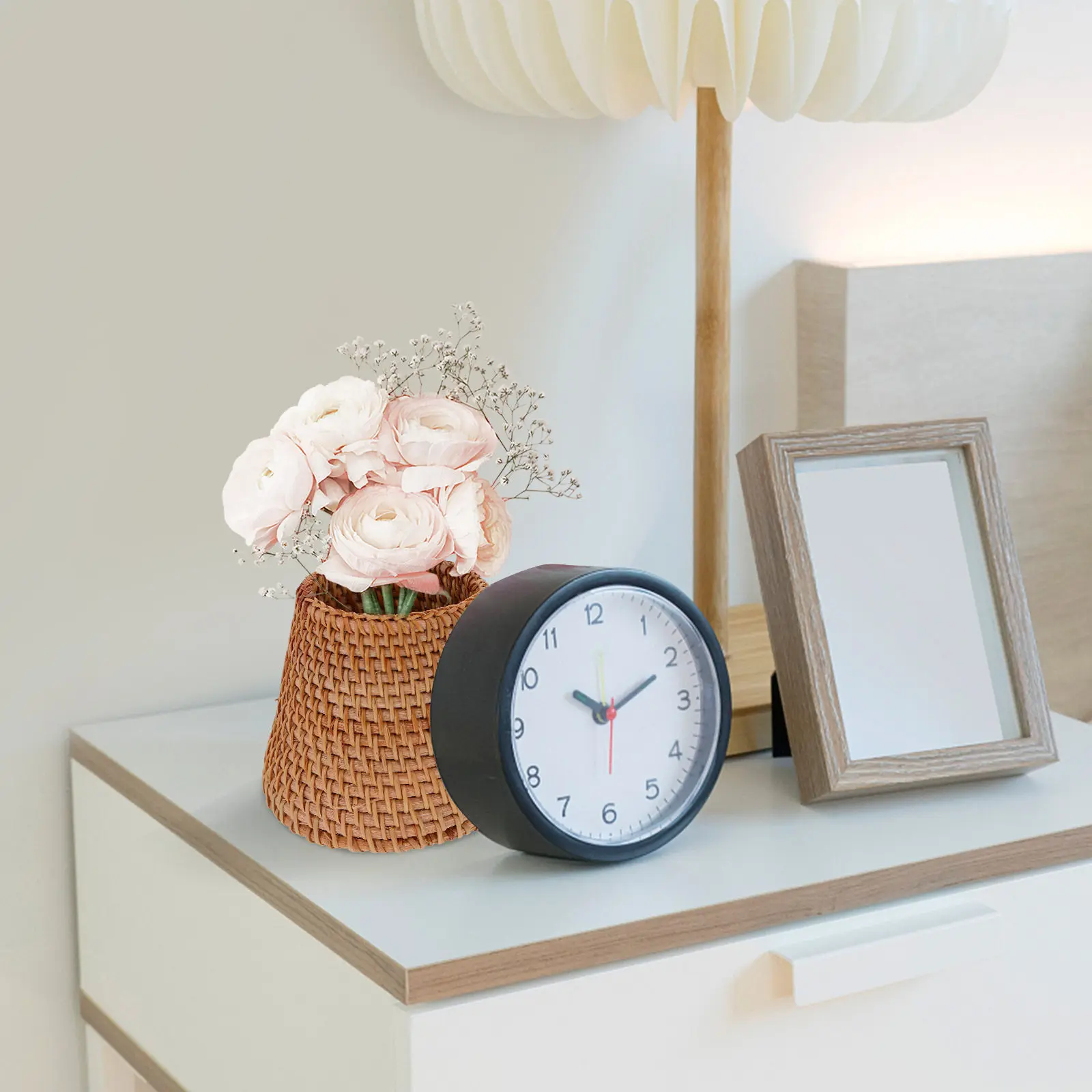 1Pcs Rattan Pen Holder Basket Compact Size Desktop Storage Organizer Sundries Container Home Decoration Accessory
1Pcs Rattan Pen Holder Basket Compact Size Desktop Storage Organizer Sundries Container Home Decoration Accessory