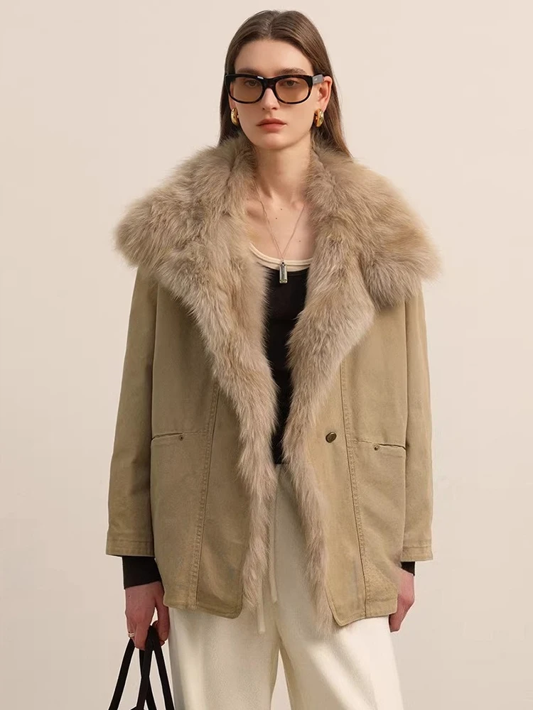 Luxury Natural Fox Fur Collar Goose Down Jackets for Women High-end Simple Classic Cargo Style Windproof Warm Winter Down Coat
Luxury Natural Fox Fur Collar Goose Down Jackets for Women High-end Simple Classic Cargo Style Windproof Warm Winter Down Coat