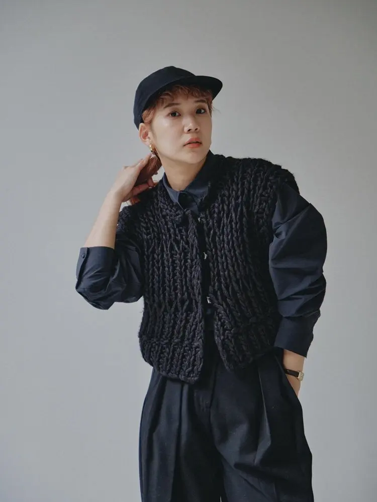 2025 Autumn New Sle Wool Thi Yarn round Ne Sweater Vest Retro Versatile Casual TDF Recommended Women's Knitted Top
2025 Autumn New Sle Wool Thi Yarn round Ne Sweater Vest Retro Versatile Casual TDF Recommended Women's Knitted Top