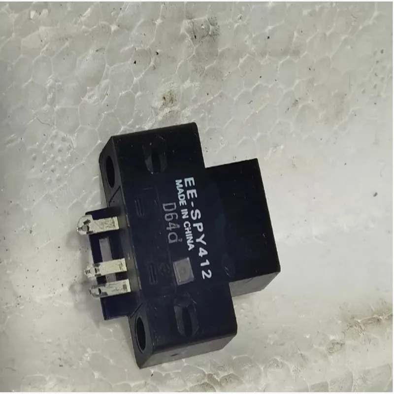 Совершенно новый оригинальный бесконтактный переключатель E2E-X2C112-M1 EE-SPY412 E2E-X5C118 2M E2E-X4C112 2M E3Z-T81A 2M E5CC-QX3ASM-000
Совершенно новый оригинальный бесконтактный переключатель E2E-X2C112-M1 EE-SPY412 E2E-X5C118 2M E2E-X4C112 2M E3Z-T81A 2M E5CC-QX3ASM-000