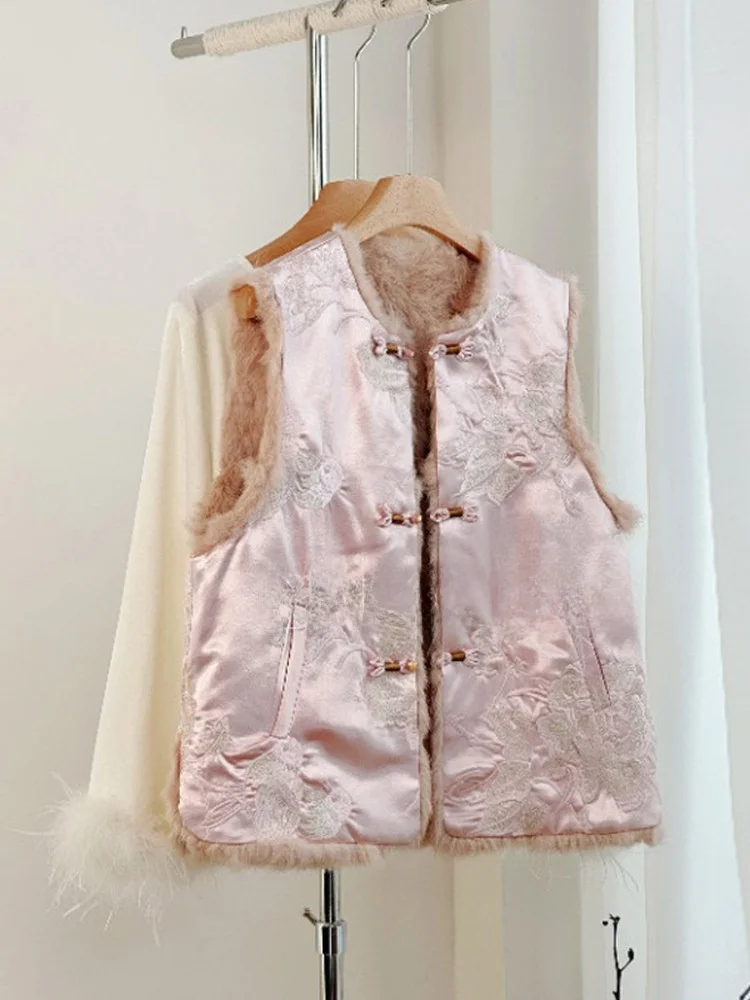 Ele Double-Sided Wear Heavy Embroidery Women's Faux Fur Vest Warm Thiened Autumn Winter Faion Outerwear Jaet
Ele Double-Sided Wear Heavy Embroidery Women's Faux Fur Vest Warm Thiened Autumn Winter Faion Outerwear Jaet