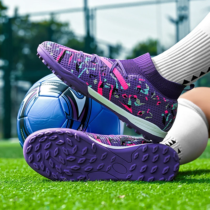 Men Football Boots High Quality Comfortable Training Fast Professional Male Soccer Shoes Breathable Ankle Casual Football Shoes
Men Football Boots High Quality Comfortable Training Fast Professional Male Soccer Shoes Breathable Ankle Casual Football Shoes