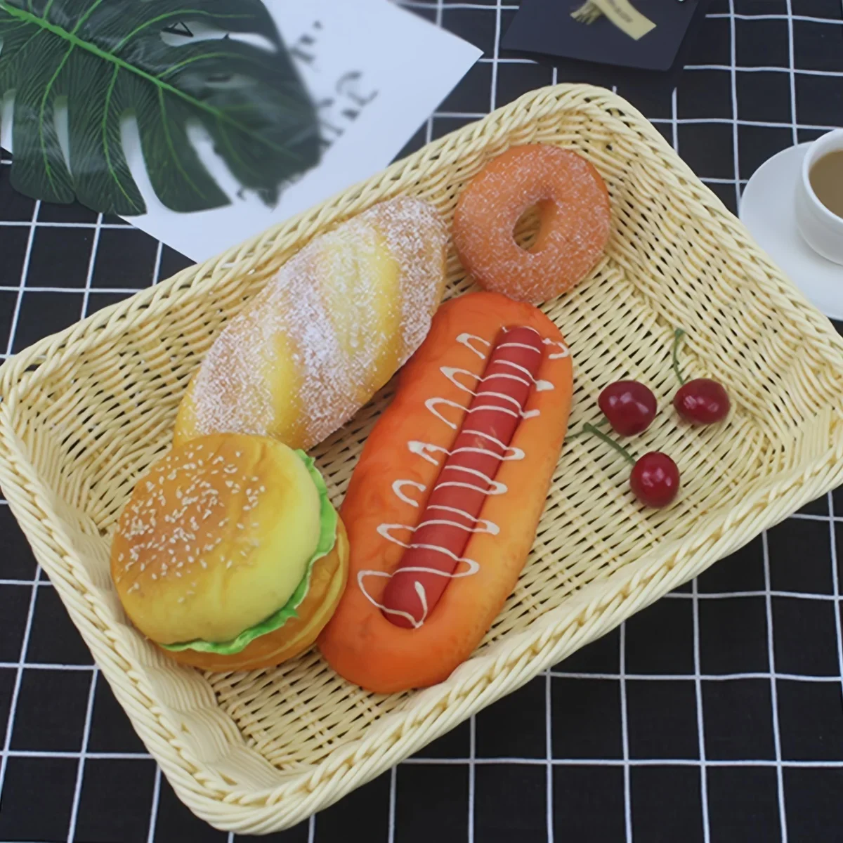 E-5-piece Plastic Rattan Woven Storage Basket, Bread Fruit Vegetable Display Basket, Multifunctional Snack Organizer Bin D
E-5-piece Plastic Rattan Woven Storage Basket, Bread Fruit Vegetable Display Basket, Multifunctional Snack Organizer Bin D