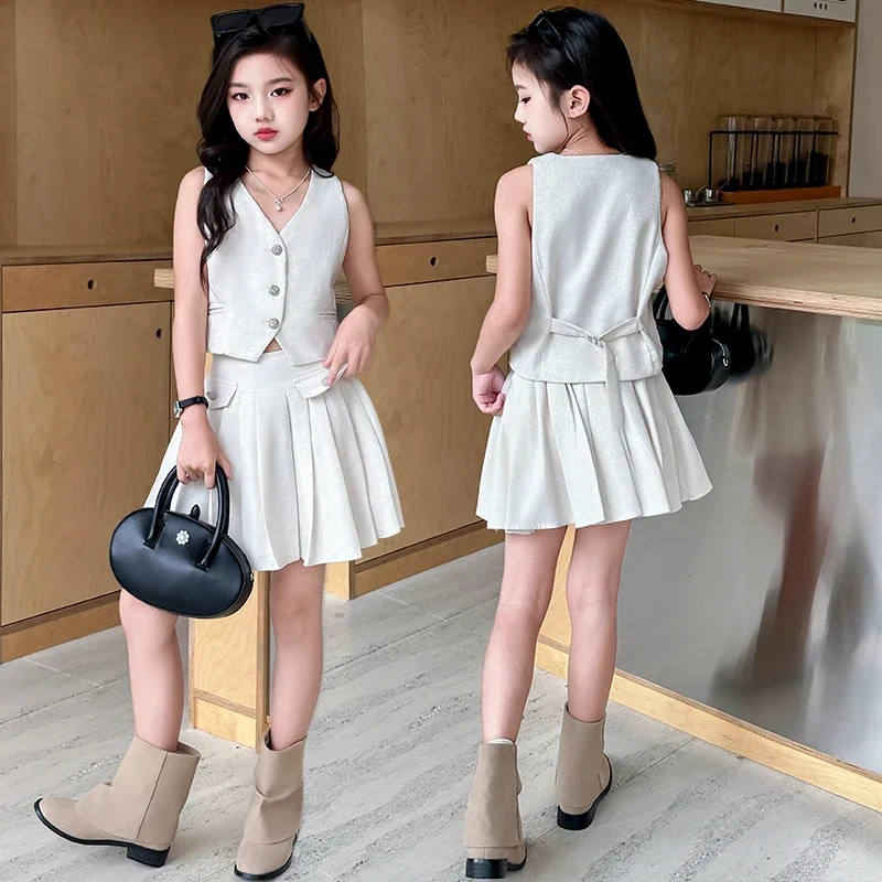 Design teeage girls skirt sets white short vest tops+Pleated skirts 2pcs 8 10 12 14 junior kids suit child Sleeveless outfits
Design teeage girls skirt sets white short vest tops+Pleated skirts 2pcs 8 10 12 14 junior kids suit child Sleeveless outfits