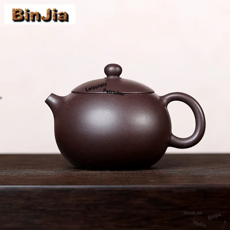 Аутентичные чайники Yixing из фиолетовой глины, 220 мл, горшок Xishi ручной работы, чайник с необработанной рудой, фиолетовый грязевой чайник с фильтром, чайный сервиз Zisha
Аутентичные чайники Yixing из фиолетовой глины, 220 мл, горшок Xishi ручной работы, чайник с необработанной рудой, фиолетовый грязевой чайник с фильтром, чайный сервиз Zisha