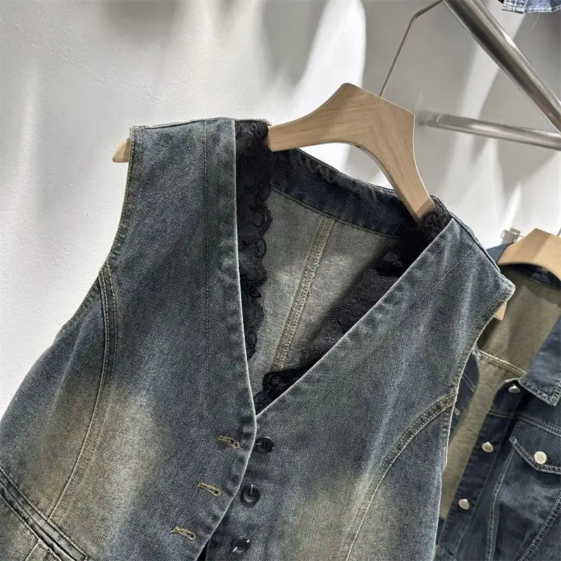 2026 Denim Vest Fashion Washed Summer Sleeveless Short Top Vintage Women's Waistcoat Slim Ladies Knit Jacket Roupas Femininas
2026 Denim Vest Fashion Washed Summer Sleeveless Short Top Vintage Women's Waistcoat Slim Ladies Knit Jacket Roupas Femininas