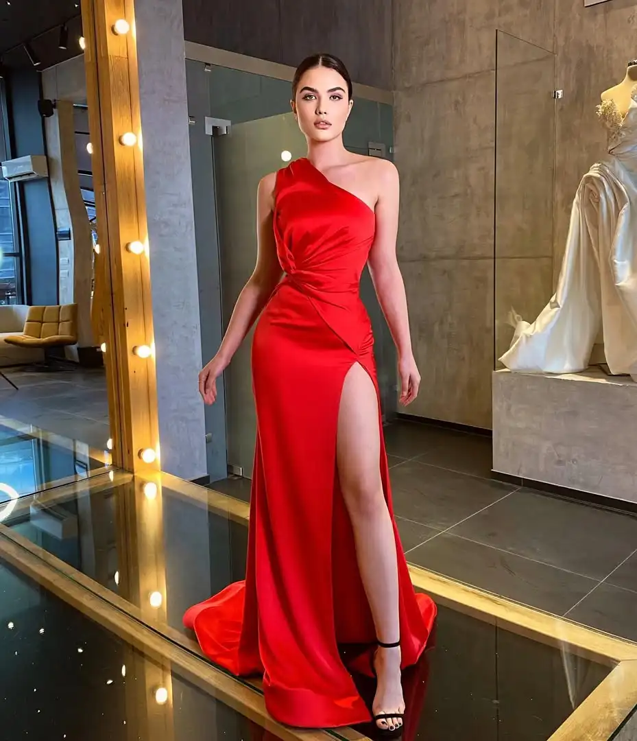 Customized Fashion Satin A-Line One Shoulder Evening Dresses Sleeveless Panel Train Homecoming Dress Red Modern Prom D
Customized Fashion Satin A-Line One Shoulder Evening Dresses Sleeveless Panel Train Homecoming Dress Red Modern Prom D