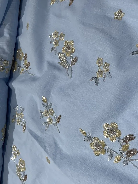 Хлопковая ткань с вышивкой в стиле контрастных цветов, сине-шампань, для рукоделия, одежды и декора дома
Хлопковая ткань с вышивкой в стиле контрастных цветов, сине-шампань, для рукоделия, одежды и декора дома