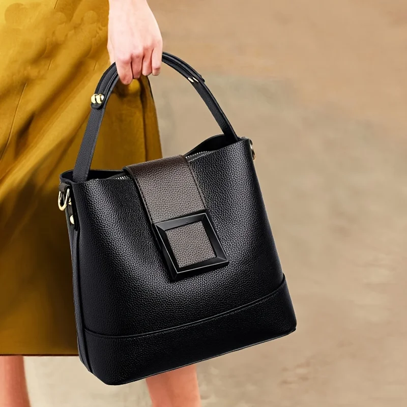 Classic Black Bucket Bag with Exquisite Metal Buckle, Stylish Versatile Tote Bag, Top Handle Purse, Women's Handbag Shoulder Bag
Classic Black Bucket Bag with Exquisite Metal Buckle, Stylish Versatile Tote Bag, Top Handle Purse, Women's Handbag Shoulder Bag