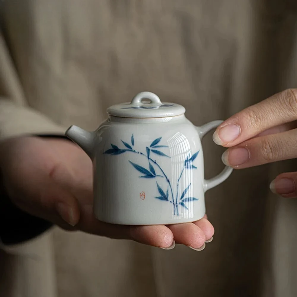 100ml Luxury Handpainted Bamboo Teapot Underglaze Color Square Pot Tea Maker Kettle with Filter Kung Fu Tea Tableware Decoration
100ml Luxury Handpainted Bamboo Teapot Underglaze Color Square Pot Tea Maker Kettle with Filter Kung Fu Tea Tableware Decoration