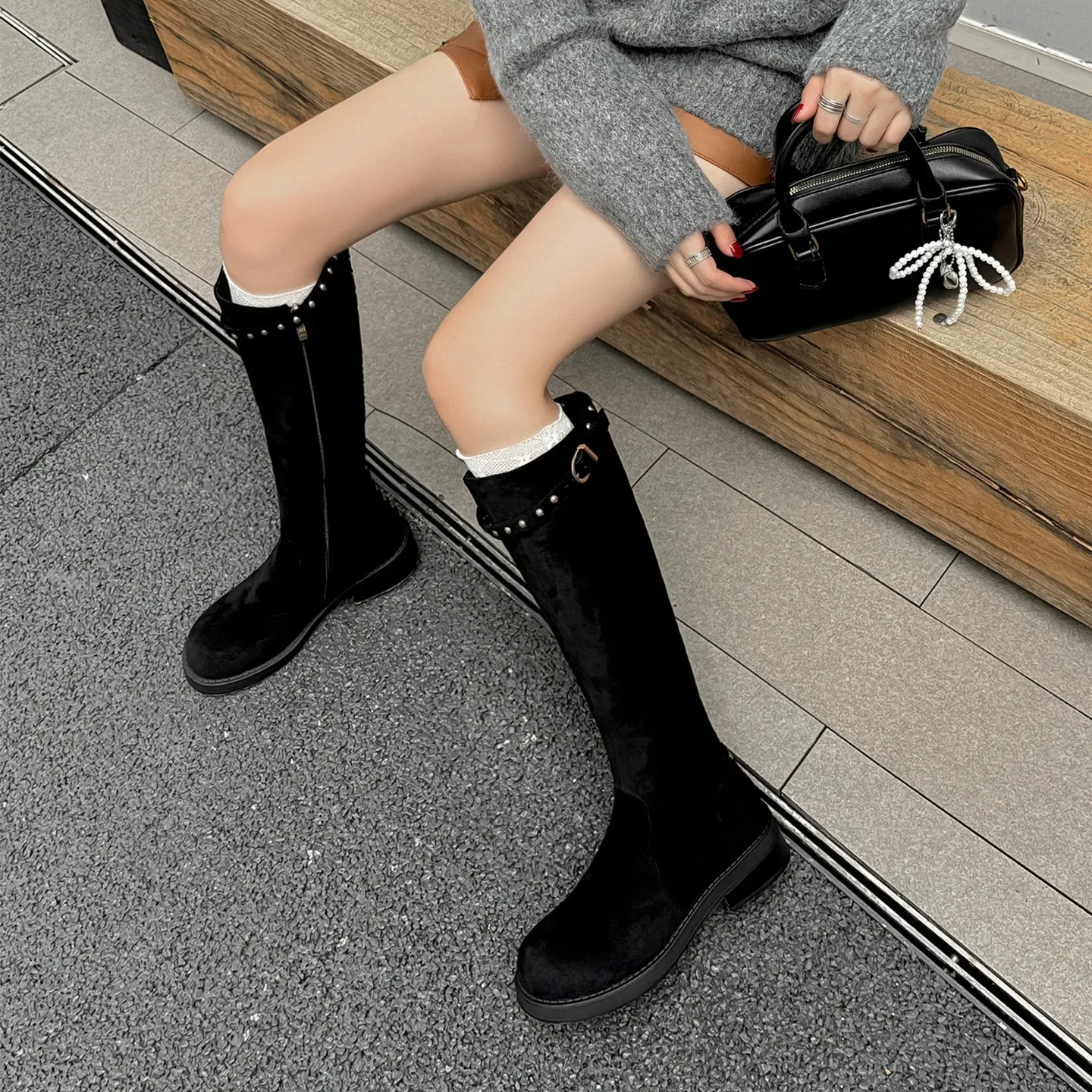 2026 new autumn winter women knee-high-boots 22-24.5cm stretch flannel round toe rivet belt buckle side zip long boots fashion
2026 new autumn winter women knee-high-boots 22-24.5cm stretch flannel round toe rivet belt buckle side zip long boots fashion