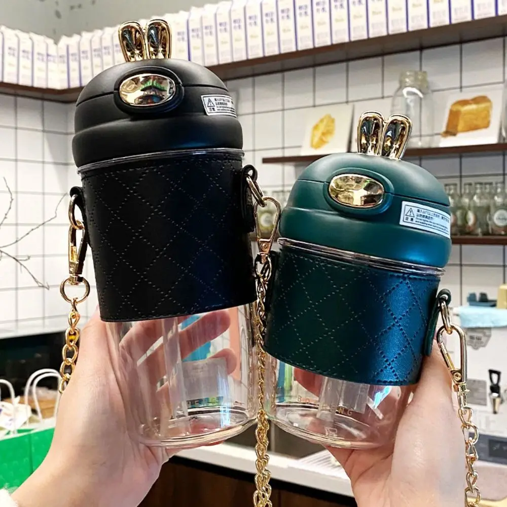 Carried with Straps Plastic Water Bottle 380ml/580ml Soft Ear Big Belly Water Bottle Portable with Straw
Carried with Straps Plastic Water Bottle 380ml/580ml Soft Ear Big Belly Water Bottle Portable with Straw