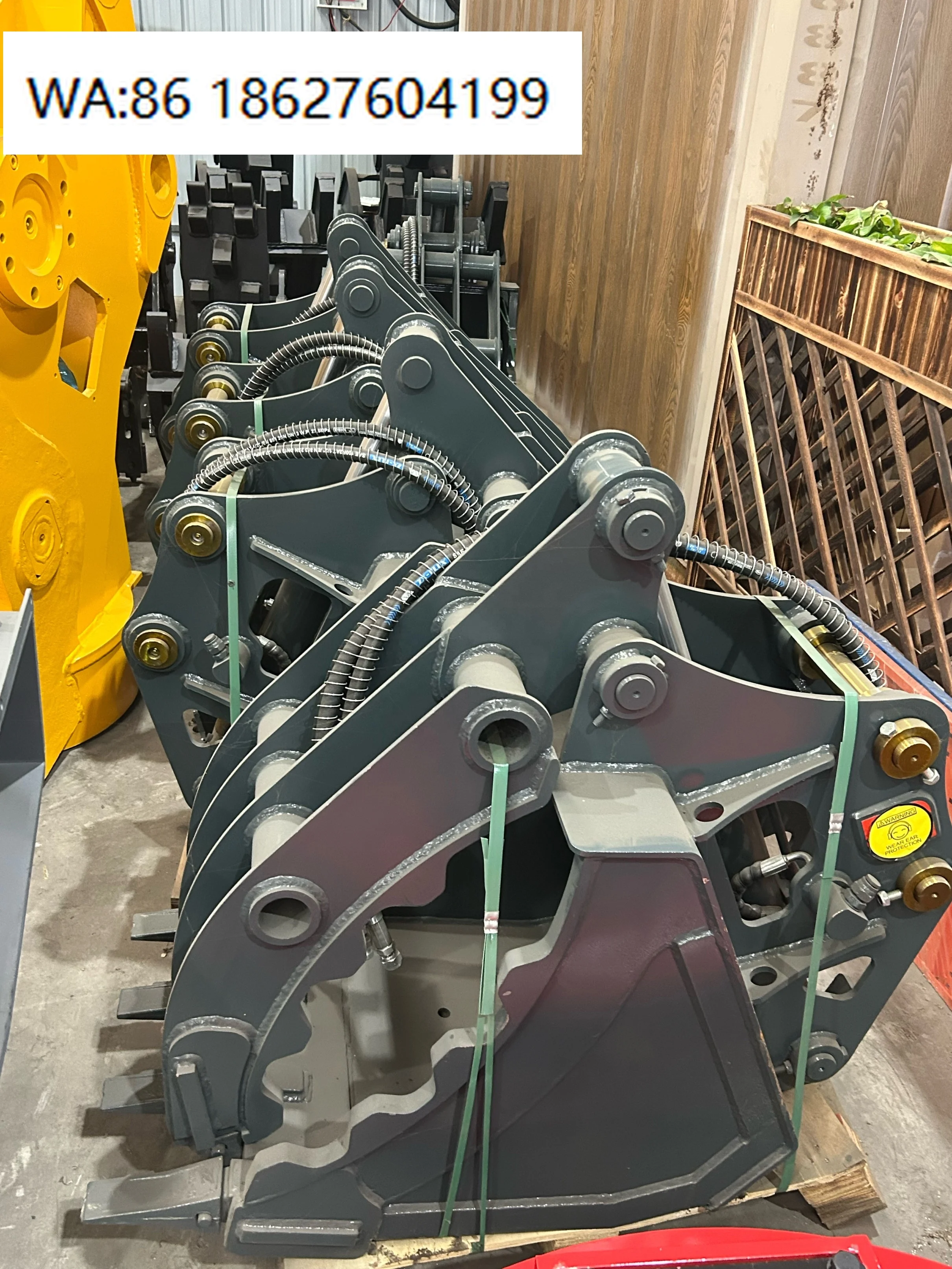 1-55Ton Excavator 360° Rotary Gear Clamp Bucket for Wood Stone Grabbing Construction Handling
1-55Ton Excavator 360° Rotary Gear Clamp Bucket for Wood Stone Grabbing Construction Handling