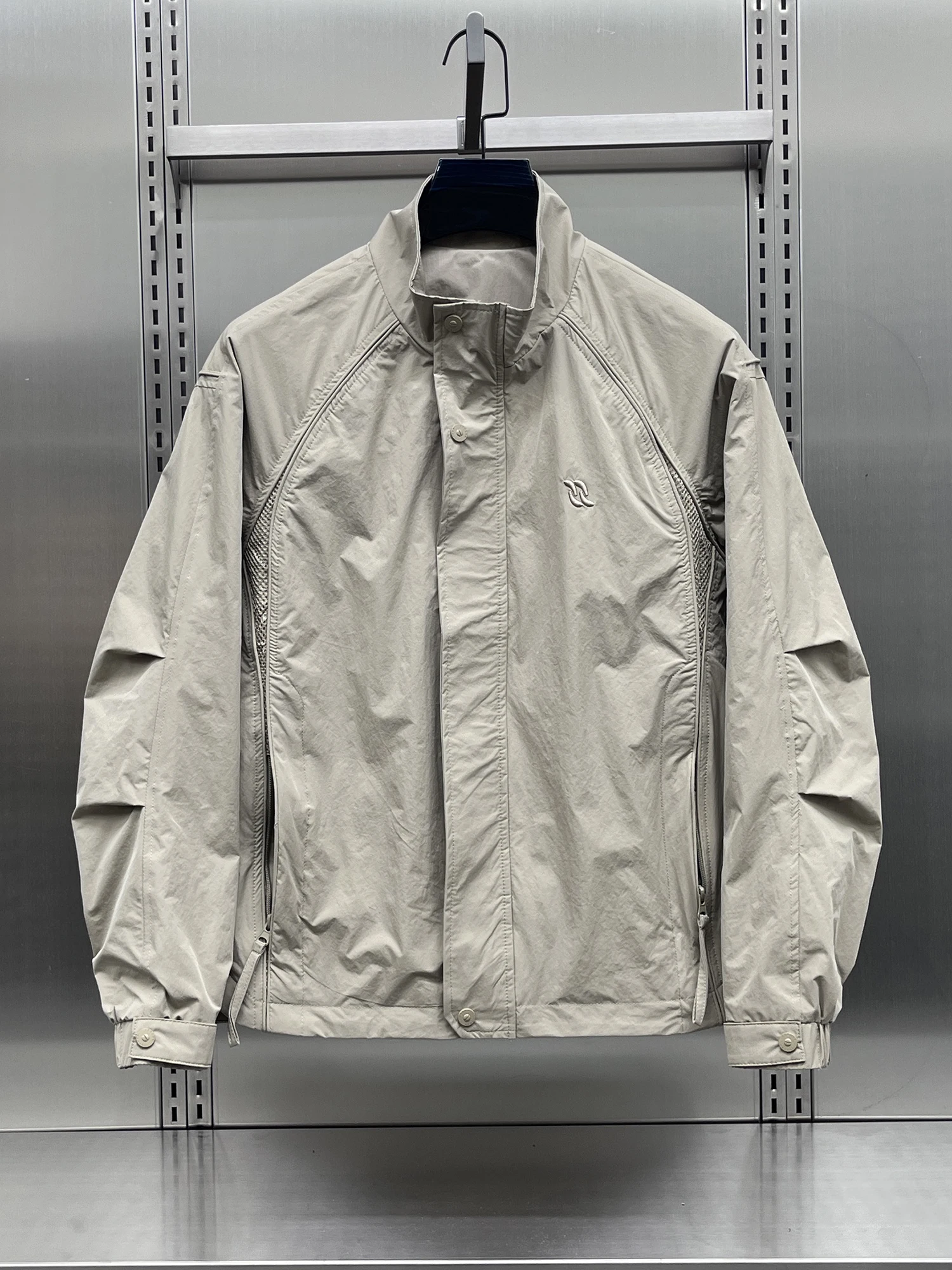 Men's Jaet 2025 New Spring Korean Version High-End Patchwork Workwear Stand Collar Zipper Top Trendy Brand Haome
Men's Jaet 2025 New Spring Korean Version High-End Patchwork Workwear Stand Collar Zipper Top Trendy Brand Haome