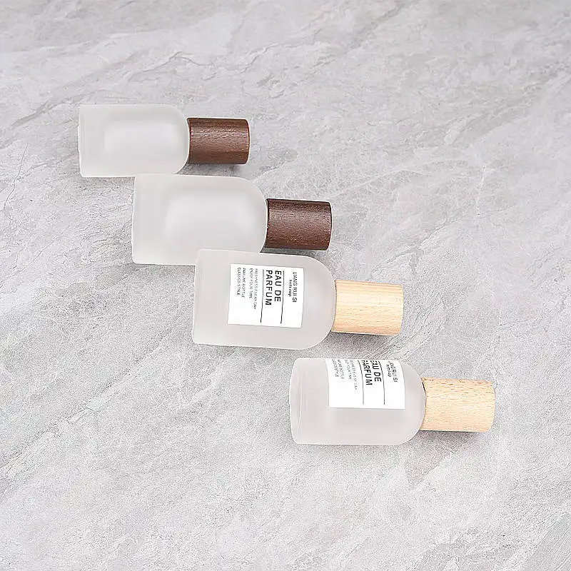 60pcs Frosted Glass Perfume Bottle Fine Mist Sprayer Empty Jar with Walnut & Beech Pump Glass Spray Bottle Perfume Bottle
60pcs Frosted Glass Perfume Bottle Fine Mist Sprayer Empty Jar with Walnut & Beech Pump Glass Spray Bottle Perfume Bottle