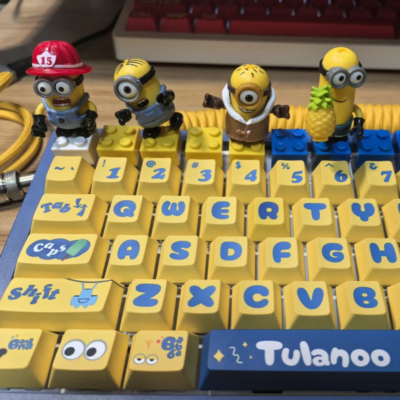 Genuine MEGA Bloks Minions Figurine Building Blocks Diy Keycaps Keyboard Computer Decorations Cute Mini Toys Boys Gift
Genuine MEGA Bloks Minions Figurine Building Blocks Diy Keycaps Keyboard Computer Decorations Cute Mini Toys Boys Gift