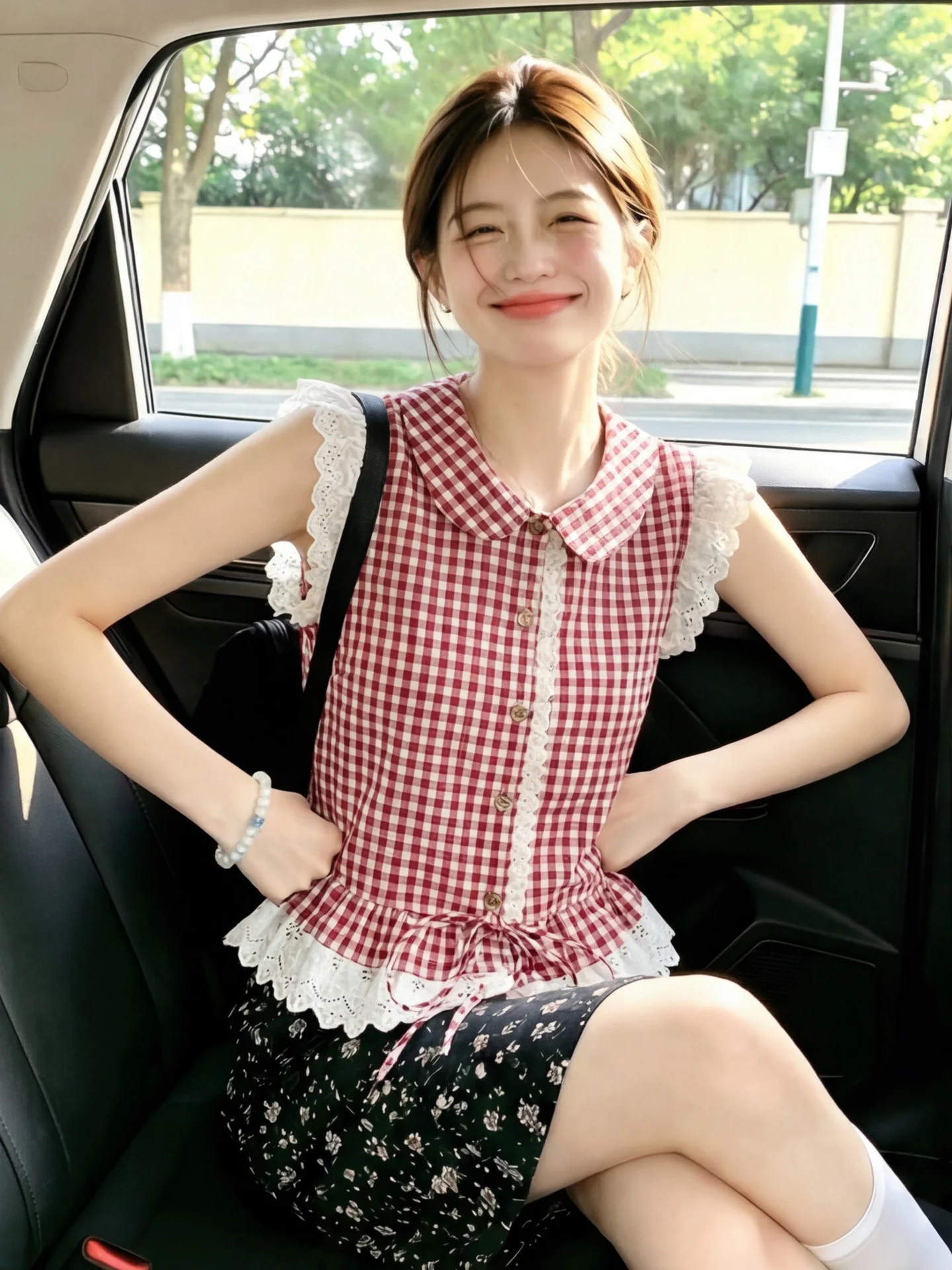 Red Plaid Doll Collar Sleeveless Shirt Women's Summer New Unique Beautiful Single Button Tie Lace Shirt Straight Cut Regular ...
Red Plaid Doll Collar Sleeveless Shirt Women's Summer New Unique Beautiful Single Button Tie Lace Shirt Straight Cut Regular ...