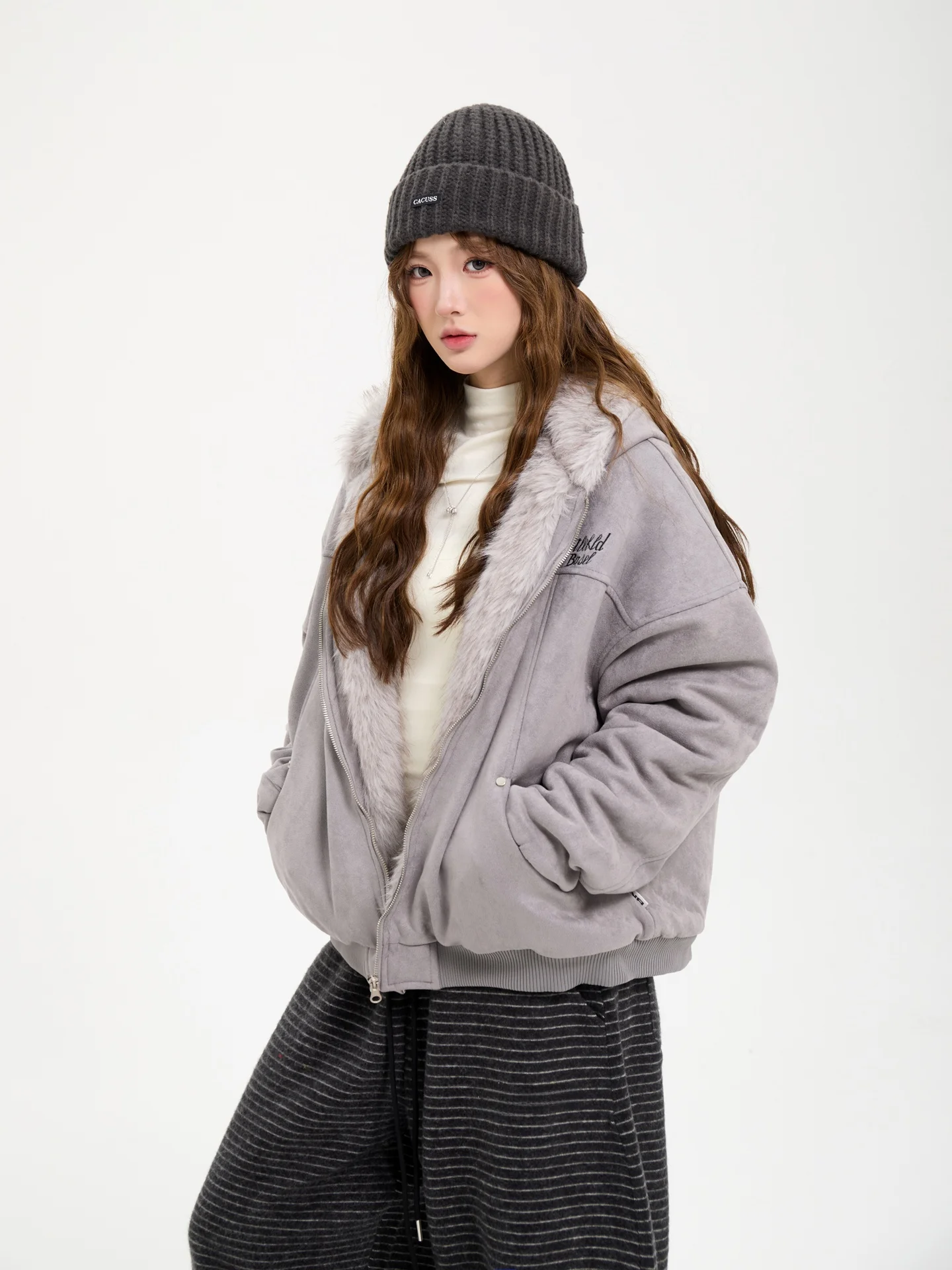7KEEWEN Winter American Retro Loose Fit Hooded Thiened Rabbit Ear Warm Cotton Jaet Street Sle Casual Long Sve Zipper
7KEEWEN Winter American Retro Loose Fit Hooded Thiened Rabbit Ear Warm Cotton Jaet Street Sle Casual Long Sve Zipper