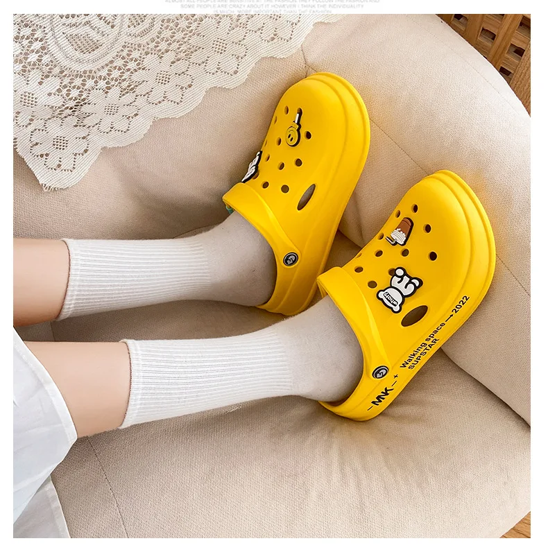 Fanceey Summer Solid Dongdong shoes New EVA Women's sandals Cartoon Home Slippers Thick Soles Ins Style Nurse Outdoor sandals
Fanceey Summer Solid Dongdong shoes New EVA Women's sandals Cartoon Home Slippers Thick Soles Ins Style Nurse Outdoor sandals
