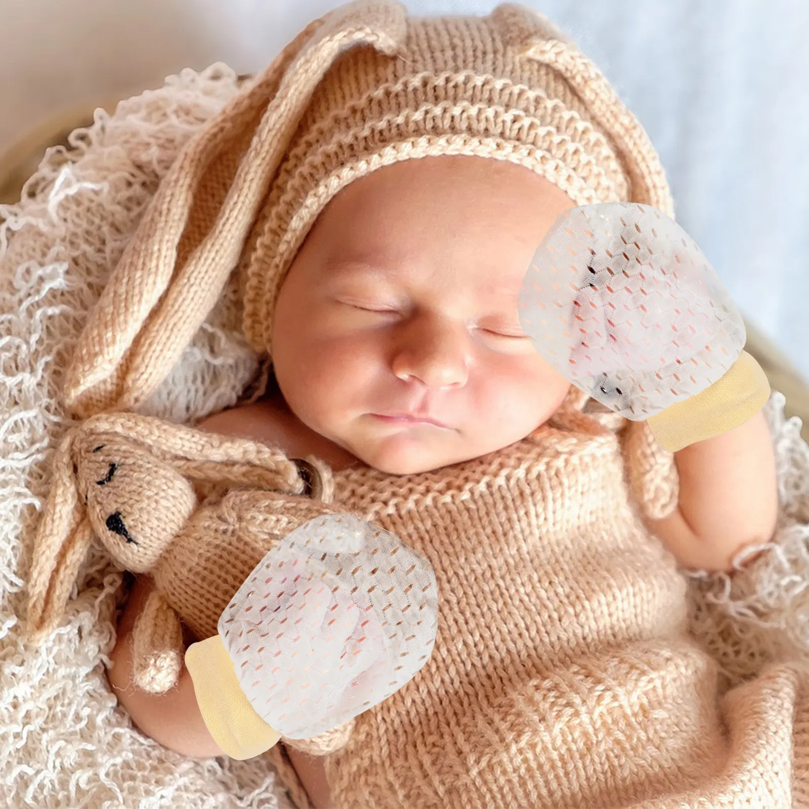 2Pairs Baby Non-Scratch Mittens Breathable Mesh Fabric Anti-Scratch Gloves for Newborn 0-18 Months Comfortable Lightweight
2Pairs Baby Non-Scratch Mittens Breathable Mesh Fabric Anti-Scratch Gloves for Newborn 0-18 Months Comfortable Lightweight