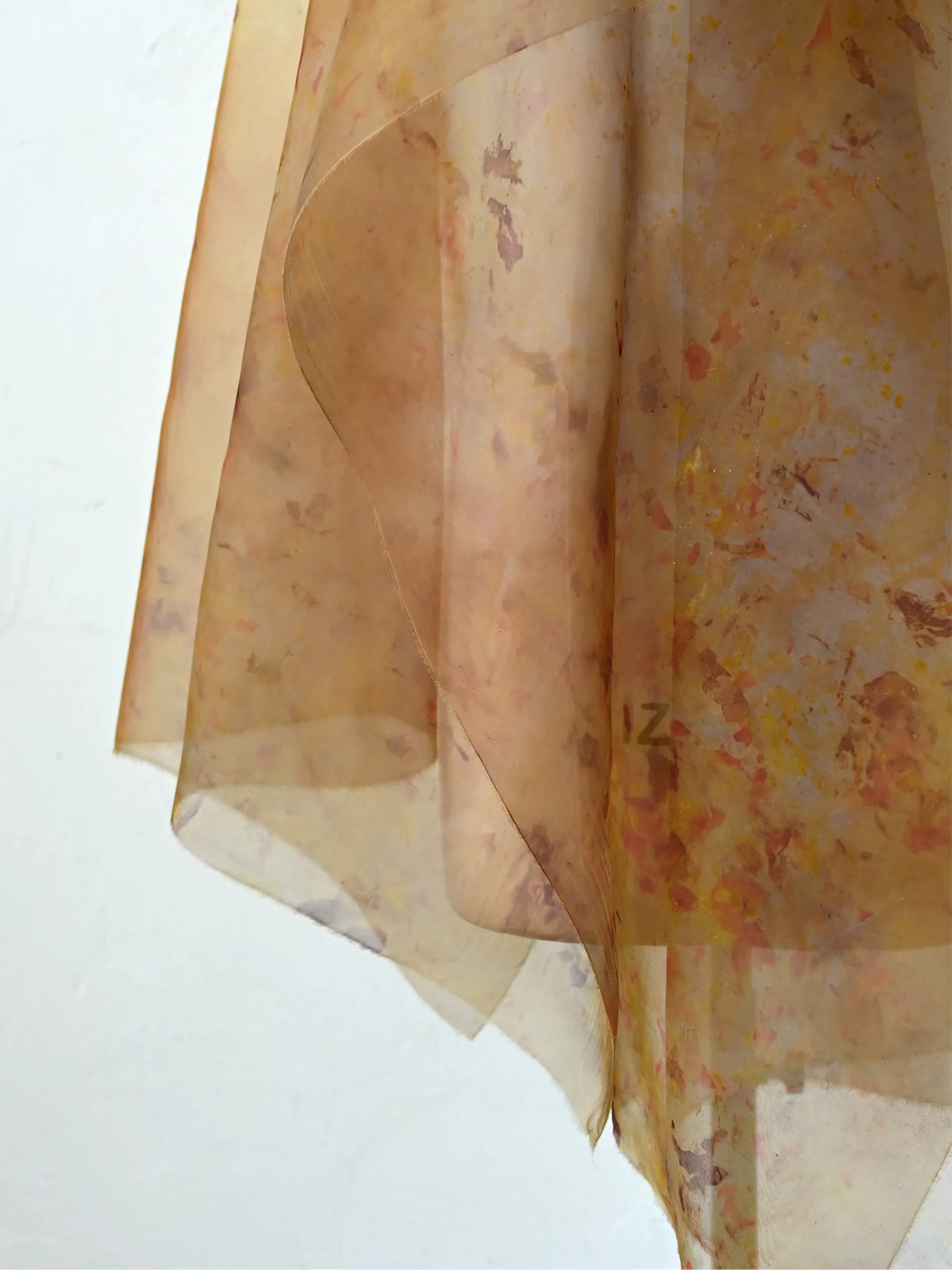 1yard plant dyeing telas Wedding dress,evening dress designer customizes fabric for clothing 100% mulberry silk organza fabric
1yard plant dyeing telas Wedding dress,evening dress designer customizes fabric for clothing 100% mulberry silk organza fabric