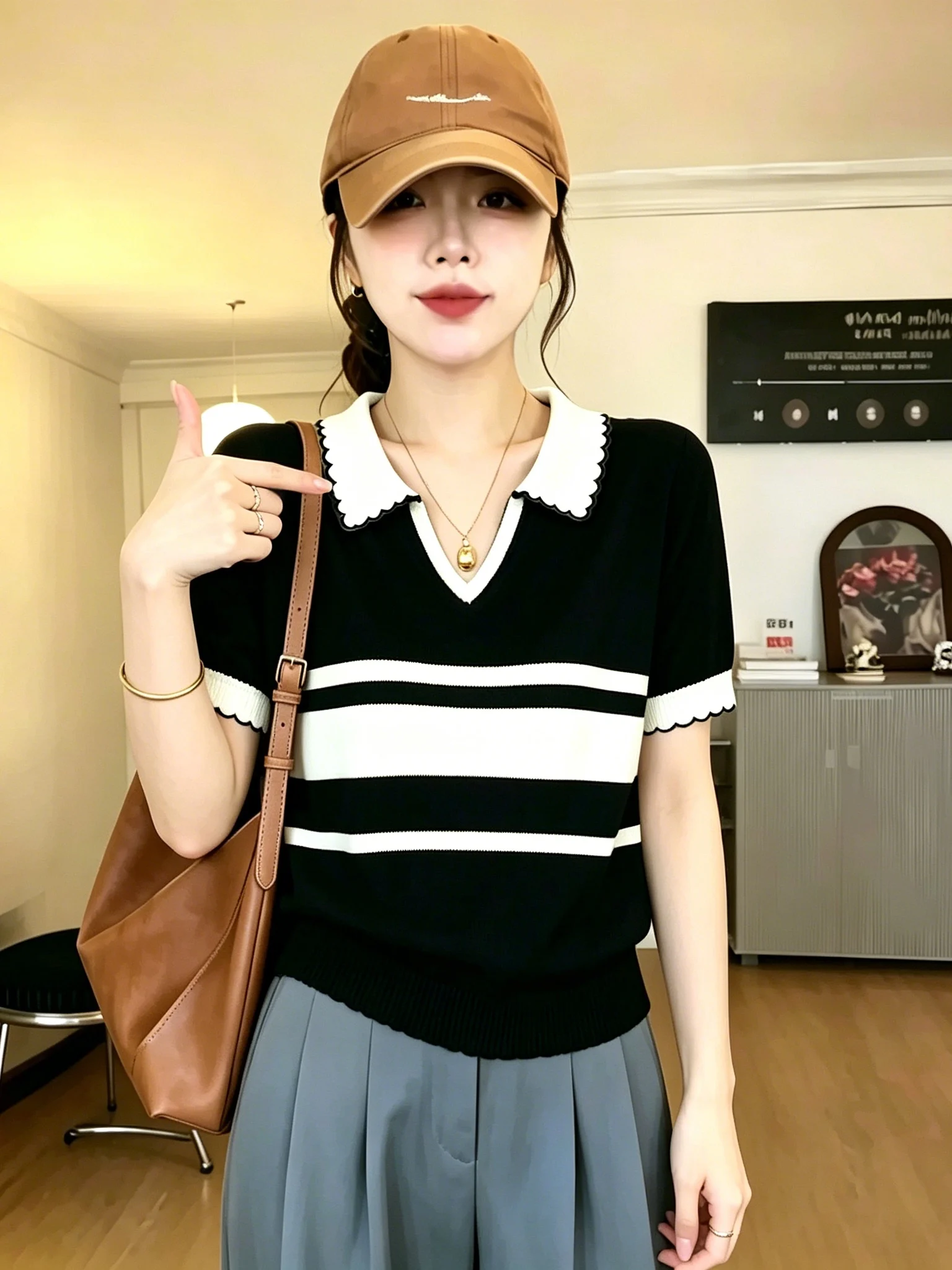Loose Knitted Short Sleeve T-Shirt Women's plus Size Summer Art Style Color Block Top Breathable Skin-Friendly Polyester
Loose Knitted Short Sleeve T-Shirt Women's plus Size Summer Art Style Color Block Top Breathable Skin-Friendly Polyester