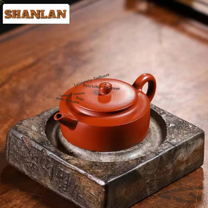 160ML Elegant Yixing Purple Clay Teapots Handmade Beauty Pot Raw Ore Dahongpao Mud Tea Maker Kettle Zisha Tea Decoration Craft
160ML Elegant Yixing Purple Clay Teapots Handmade Beauty Pot Raw Ore Dahongpao Mud Tea Maker Kettle Zisha Tea Decoration Craft