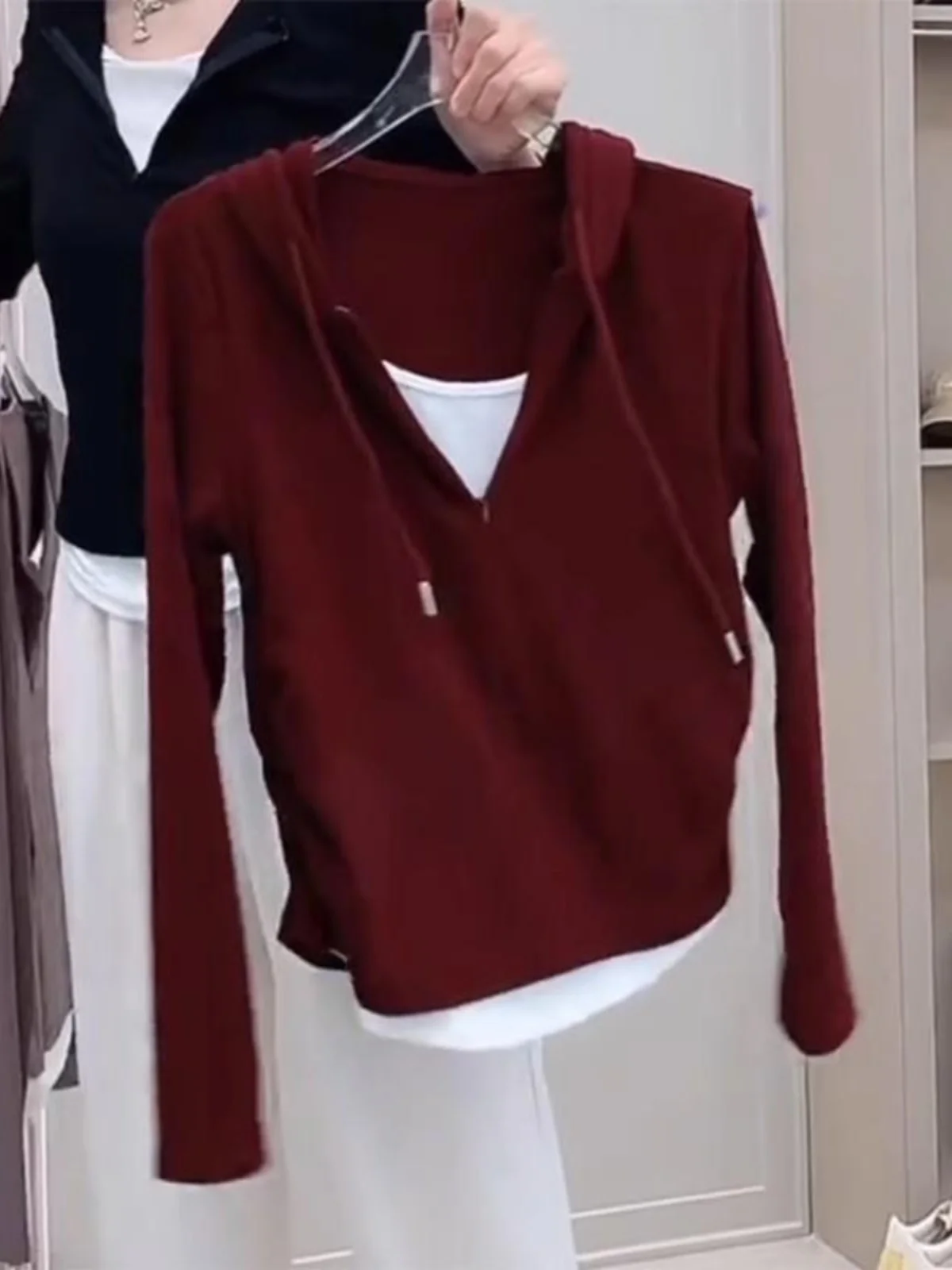 Slimming Effect Pure Cotton Hoodie Long Sve Overhead Top Korean Sle Commute Faion plus Size Spring New Arrival
Slimming Effect Pure Cotton Hoodie Long Sve Overhead Top Korean Sle Commute Faion plus Size Spring New Arrival