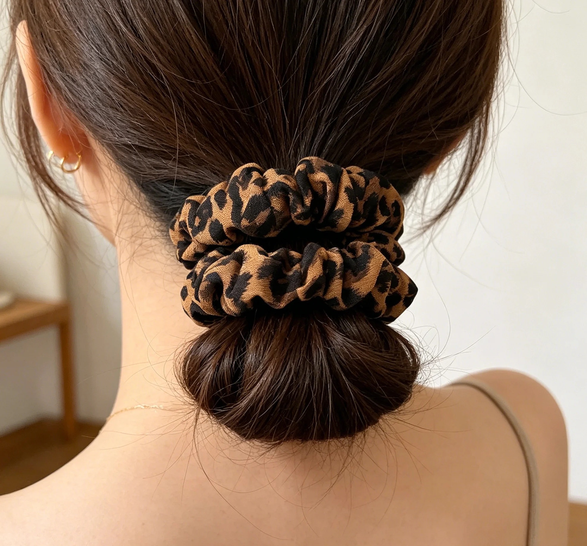 Sweet Cool Leopard Print Hair Ties Premium 2Pcs Card Pack High Ponytail Holders Thin Elastic Rope Non Slip Hair Accessory
Sweet Cool Leopard Print Hair Ties Premium 2Pcs Card Pack High Ponytail Holders Thin Elastic Rope Non Slip Hair Accessory
