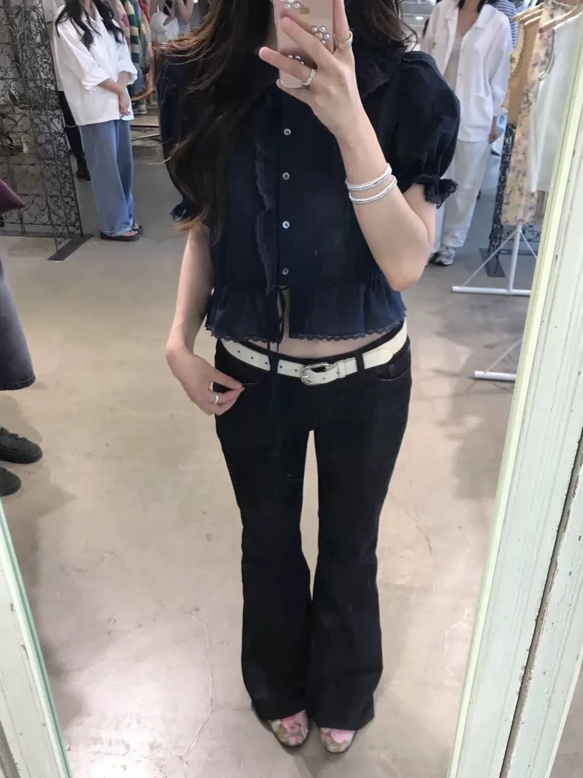 Korean Style Short Sleeve Lace Doll Collar Drawstring Shirt Women's Top Breathable Cotton Bubble Sleeve Casual Summer Shirt
Korean Style Short Sleeve Lace Doll Collar Drawstring Shirt Women's Top Breathable Cotton Bubble Sleeve Casual Summer Shirt