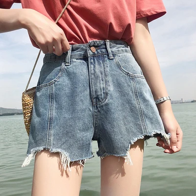 2025 New High Waist Black Denim Shorts Women's Summer Loose Wide Leg Hot Pants Student Style Faded Washed Multi Pocket Buttoned
2025 New High Waist Black Denim Shorts Women's Summer Loose Wide Leg Hot Pants Student Style Faded Washed Multi Pocket Buttoned
