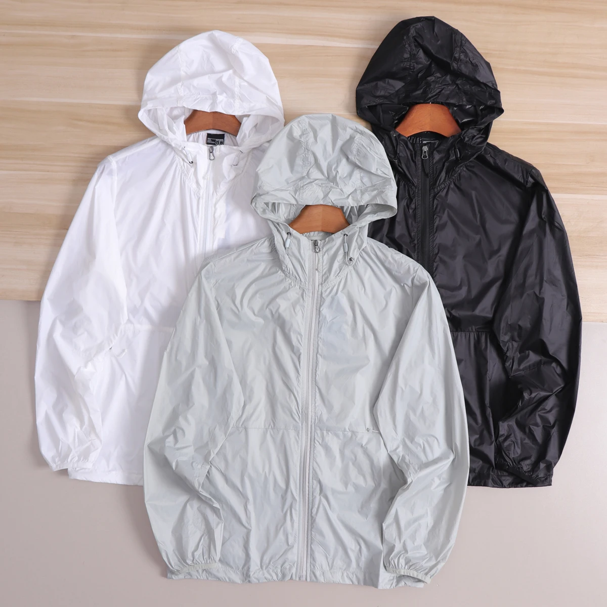 Lightweight Breathable Summer New Fishing Outdoor Sports Jacket Men Loose Fit Long Sleeve Casual Style Zipper Closure Hooded
Lightweight Breathable Summer New Fishing Outdoor Sports Jacket Men Loose Fit Long Sleeve Casual Style Zipper Closure Hooded