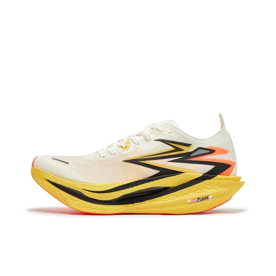 361° Flame 4 Running Shoes Unisex Low top Feather White/Stamen Yellow 672512205-2
361° Flame 4 Running Shoes Unisex Low top Feather White/Stamen Yellow 672512205-2