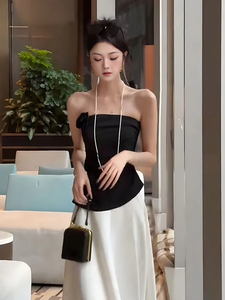 Sexy Floral Tube Top And Skirt Set Women's Summer New Arrival Slimming Two-Piece Suit Fashionable And High-End
Sexy Floral Tube Top And Skirt Set Women's Summer New Arrival Slimming Two-Piece Suit Fashionable And High-End